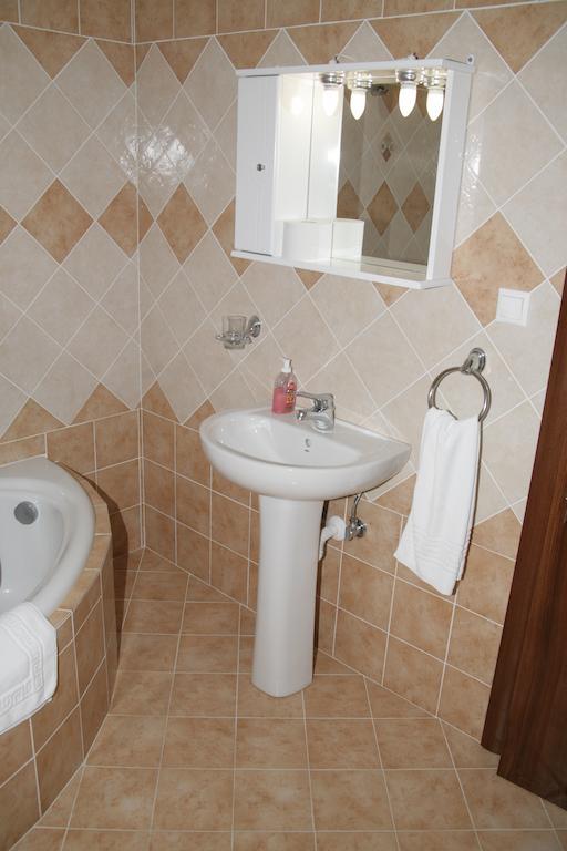 Elanthi Hostel Kastoria Bagian luar foto