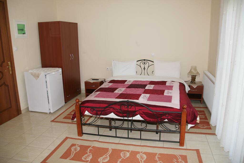 Elanthi Hostel Kastoria Bagian luar foto