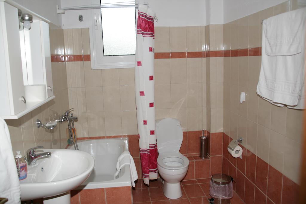 Elanthi Hostel Kastoria Bagian luar foto